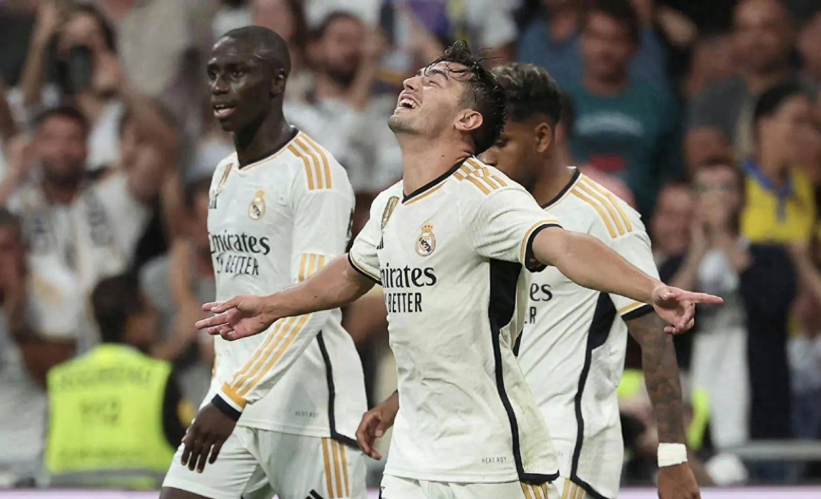 包含清晨毕尔巴鄂竞技备战社区盾，单刀错失细节曝光，赛场秩序良好，赛季目标并未改变的词条-九游娱乐APP